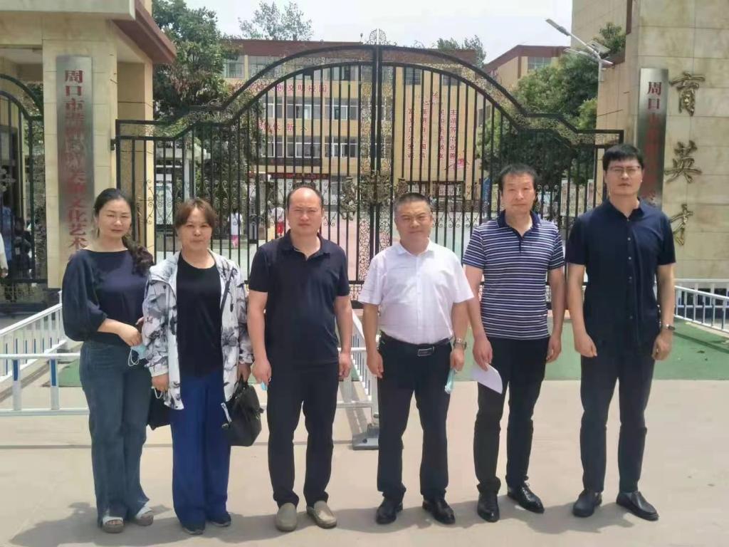WilliamHill中文官方网站到淮阳区赵玲艺术公司开展社会人才需求调研暨访企拓岗工作